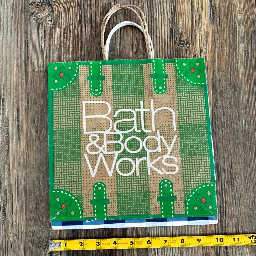Lot of 5 Bath & Body Works Empty Paper Shopping Gift Favor Bags Various Sizes